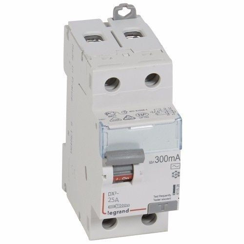 Legrand 411337 25A DP 300mA 10KA C~ AC:240415V DX3 RCBOs