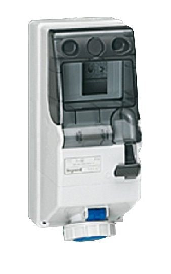 Legrand 056661 16A 2P E 250V IP66 WITH INTERLOCKED SWITCHED SOCKETS & SURFACE MTG. BOX 5M DX3 PROTCN.