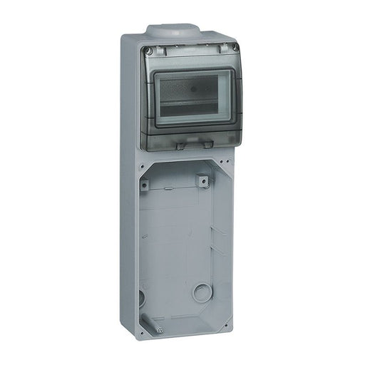 Legrand 058938 SURFACE MOUNTING BOX WITH 5 MODULE DINRAIL UPTO 2 SOCKET P17 COMBUBED UNIT