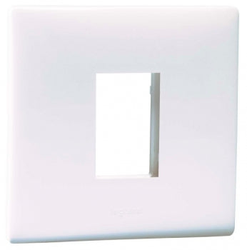 Legrand 675561(S) 1 MODULE PLATE MYLINC MODULAR WHITE PLATE(675561) (Pack Of 20 Qty)