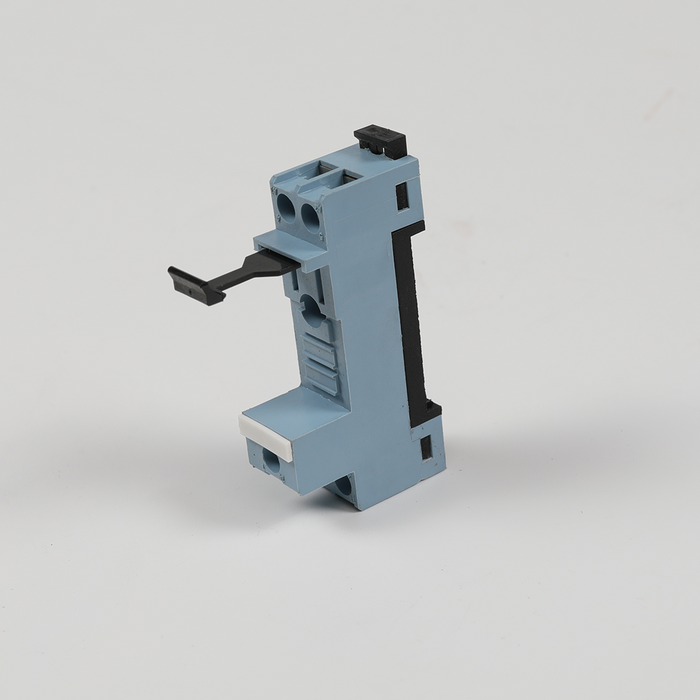 Siemens 7RQ02011AX00 10A Din Rail Mounting Plug In Relay Timing And Monitoring Devices