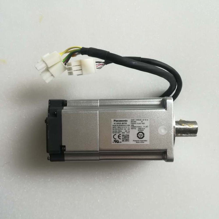 Panasonic MSMF082L1V2M Panasonic A6 series Servo motor 750 watt 3000Rpm 2.39torque Low intertia 23 bit ABS Keyway Shaft Without brake