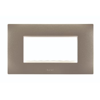 Legrand 677584 4 MODULE PLATE LYNC MAKE LEGRAND