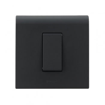 Legrand Legrand 20A 1W 1 Module Myrius Switch Black Mechanism